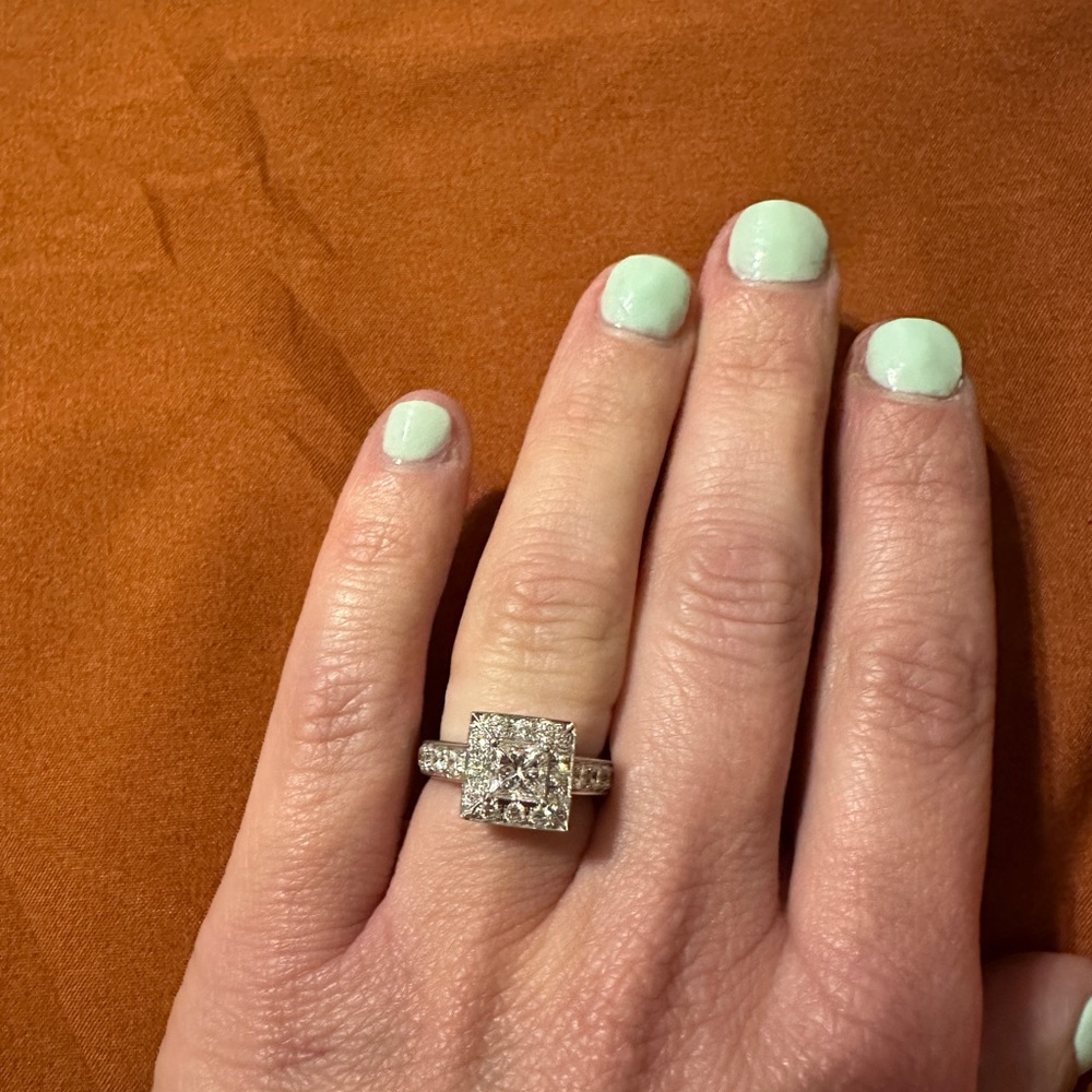 Leo Engagement Ring white gold